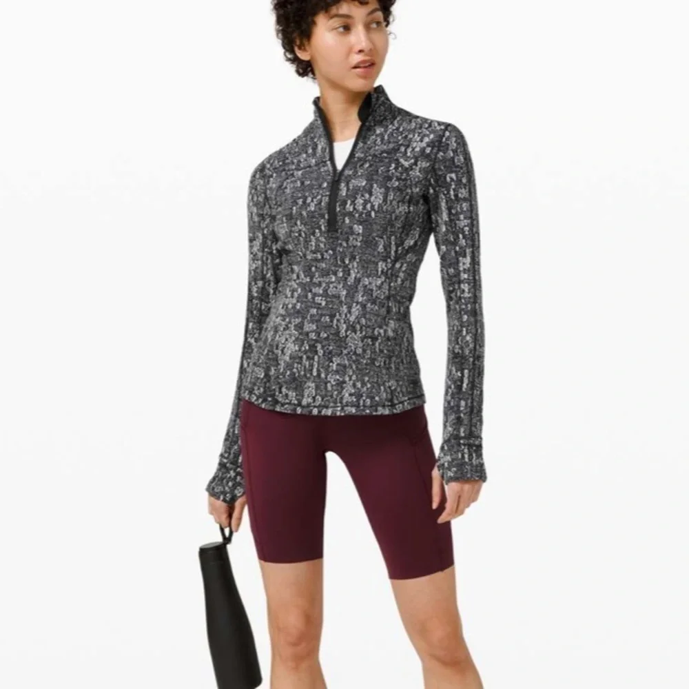 Lululemon run briskly top - Picture 2 of 8